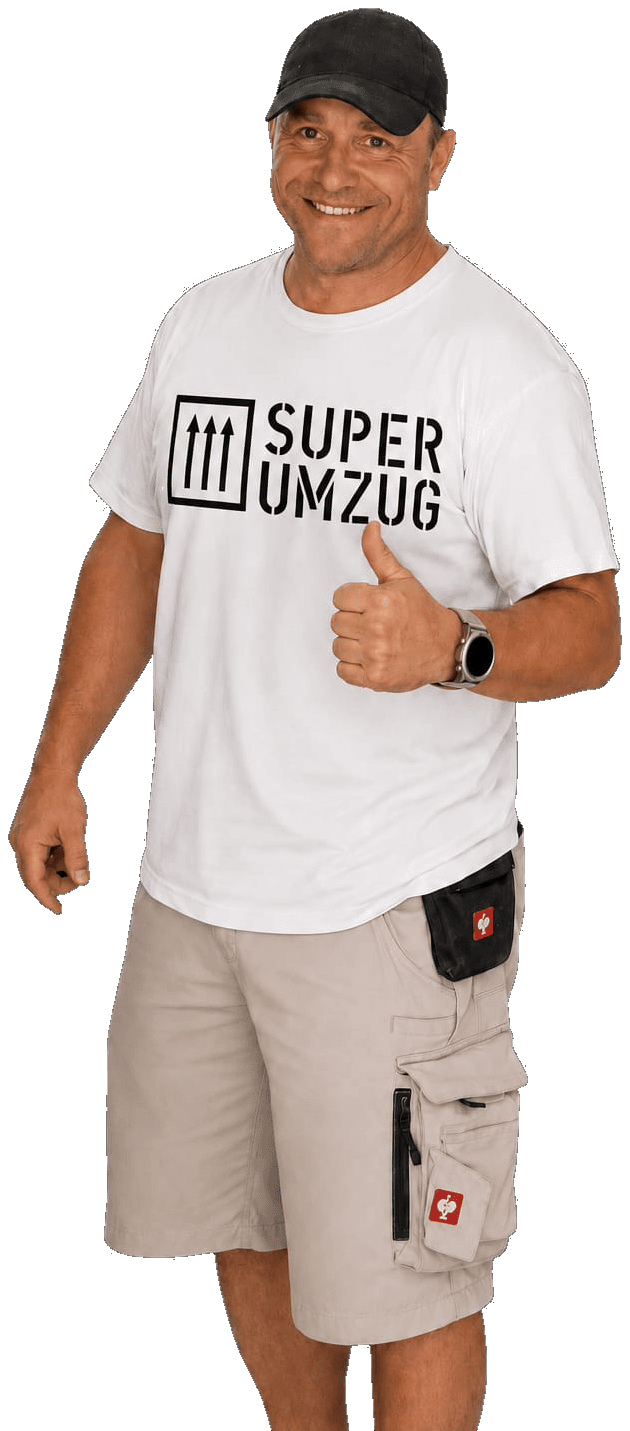 Super Umzug team member in a branded shirt giving a thumbs up